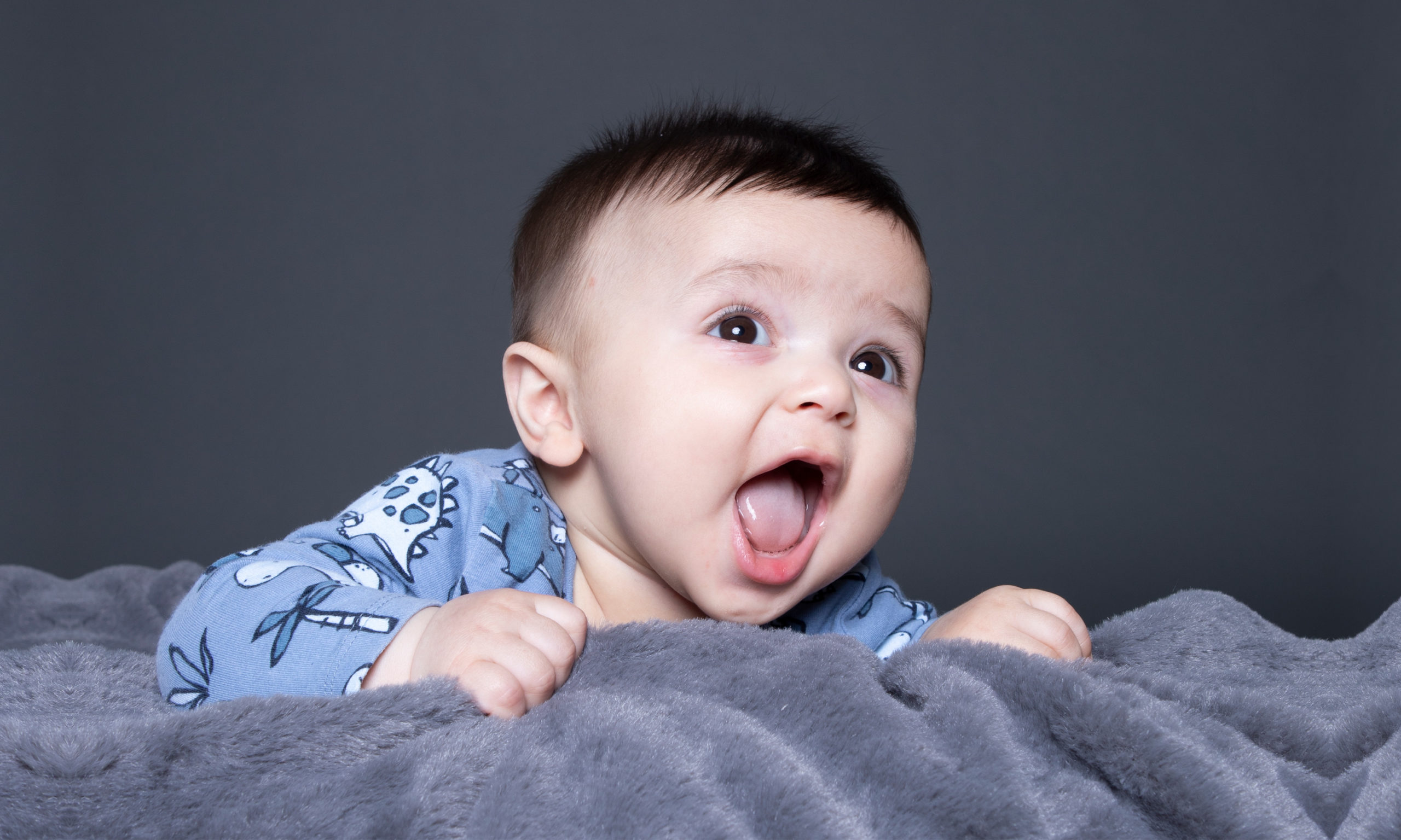 cute baby model posing for how to make my baby a model blog